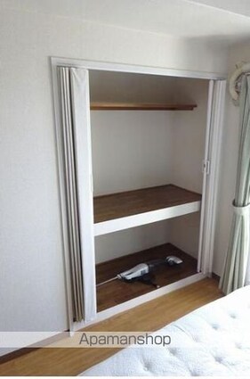 マンションメナハウス[1R/20m2]の収納