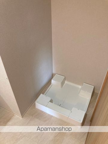 SERENITY JINの内装写真