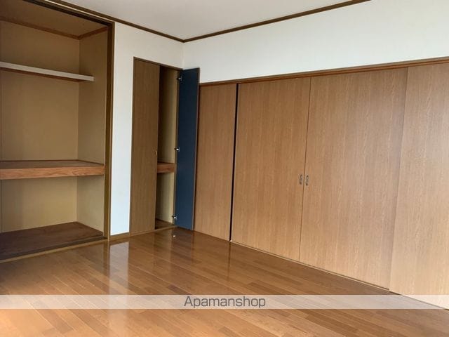 大崎市 1階建 築27年の内装写真