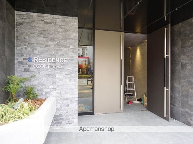 SーRESIDENCE大曽根BRESAの玄関写真