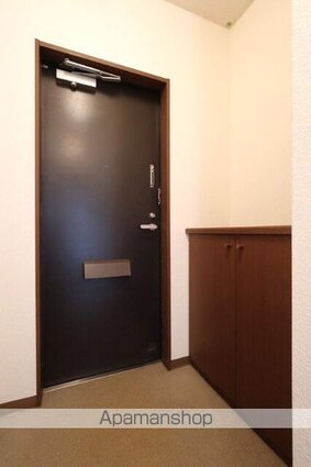 フォブール三好Ａ[3DK/58.38m2]の玄関