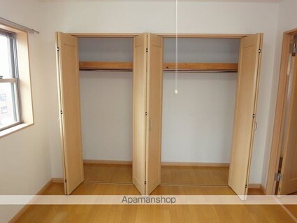 ヴィラコートＳＥＩ[3LDK/78.72m2]の収納