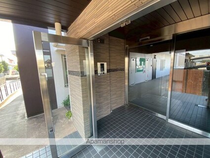 パールマンション手鎌[3LDK/65.34m2]の共用部1