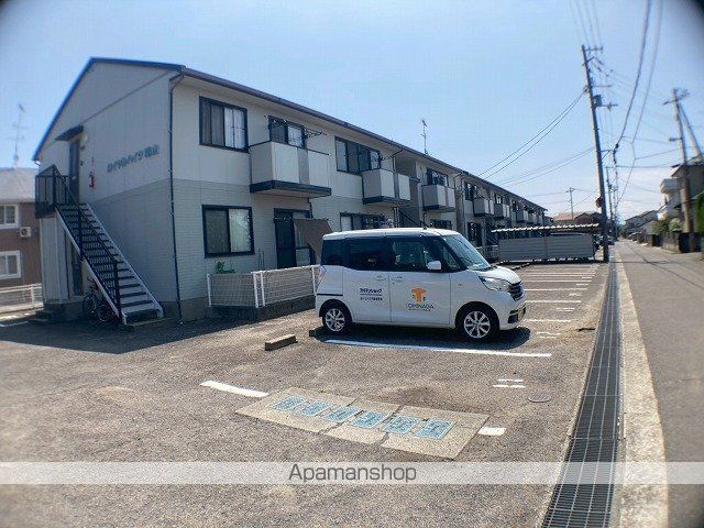 ロイヤルハイツ穐山の外観写真