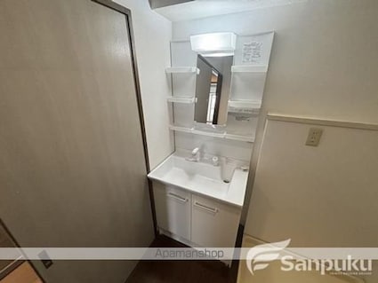 アイヒルズ松山[3LDK/63.52m2]の洗面所