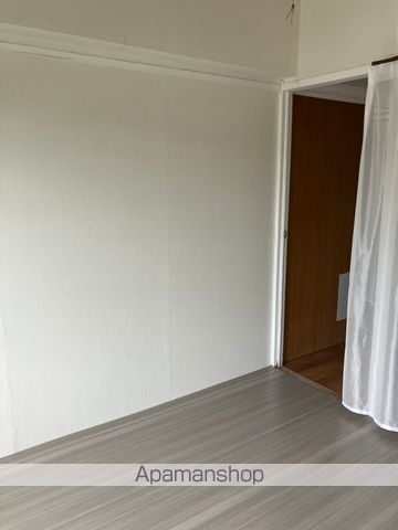 サウスヒルズ由良の内装写真