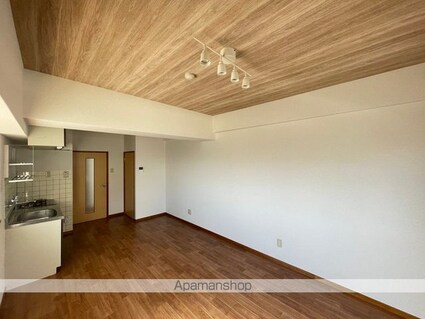 フォレスト三番町[1R/27.14m2]の内装7