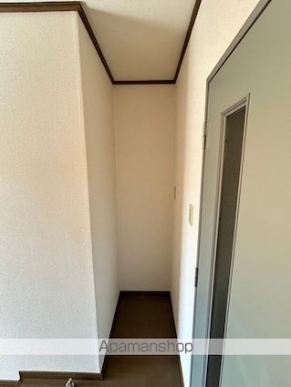 メゾンロワイヤル松田[1R/28.53m2]の内装3