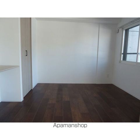 APT.1 PUNANA MELIの内装写真