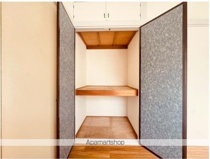 東京都世田谷区用賀２丁目[1K/32.64m2]の収納