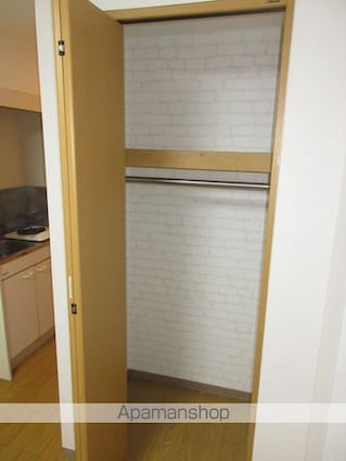 中嶋ビル[1R/15m2]の収納