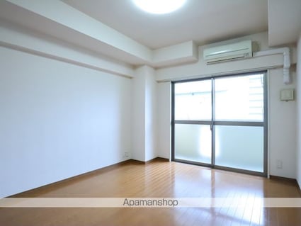 愛知県名古屋市千種区仲田２丁目[1K/24.96m2]のリビング・居間