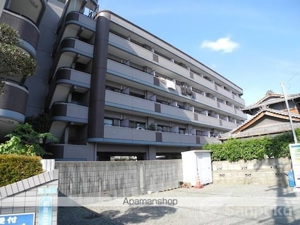 メゾン・ド・アーべリール[1R/28.5m2]の駐車場