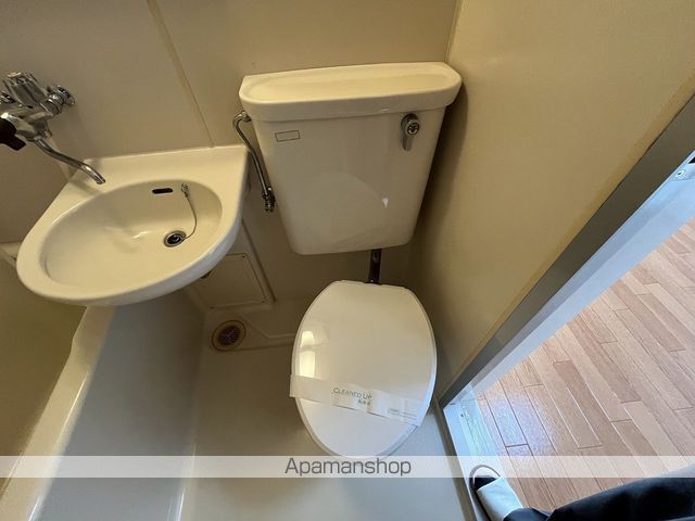 鯉松園ビルの内装写真