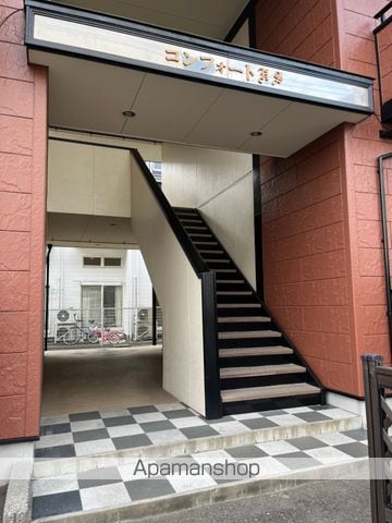 コンフォート東仙台の玄関写真