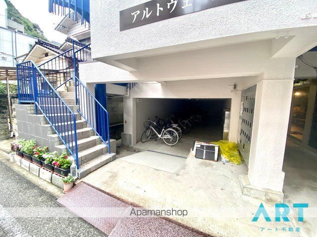 アルトヴェールIの玄関写真