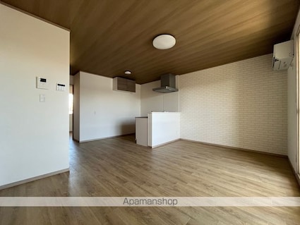 滋賀県甲賀市甲南町深川市場[1LDK/44.72m2]のリビング・居間