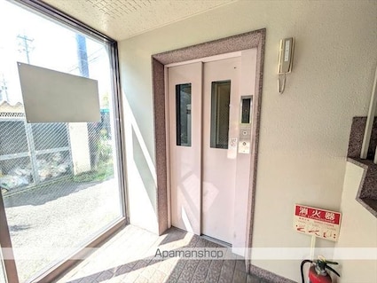 サンハイツ公園[3LDK/71.55m2]の共用部1