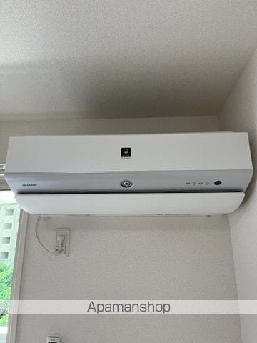 LUZLAZO ESYの内装写真