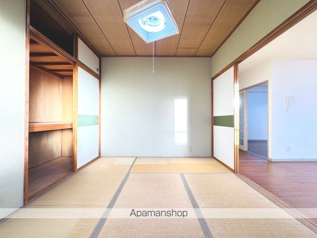 シャトーかなほりの内装写真