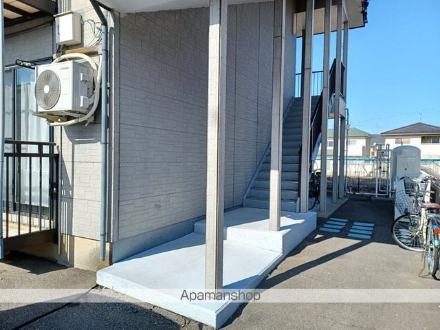 クリア塩尻の玄関写真
