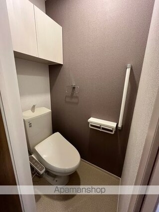 ルピナス　イースト[1K/27.02m2]のトイレ