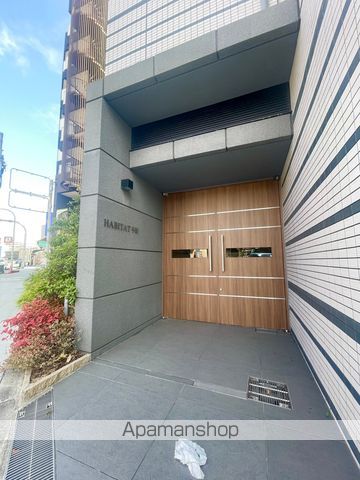 ハビタット平野の玄関写真
