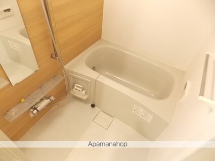 ゴールデンハイム水野[1R/30.2m2]のバス