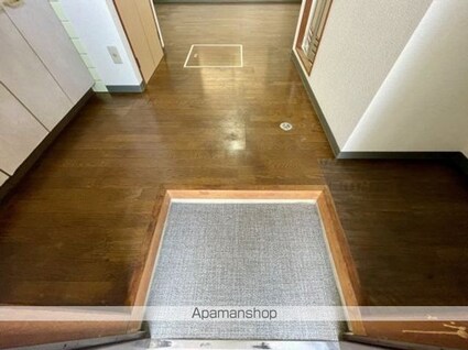 ハイツ・ジュネス[1R/17.47m2]の玄関