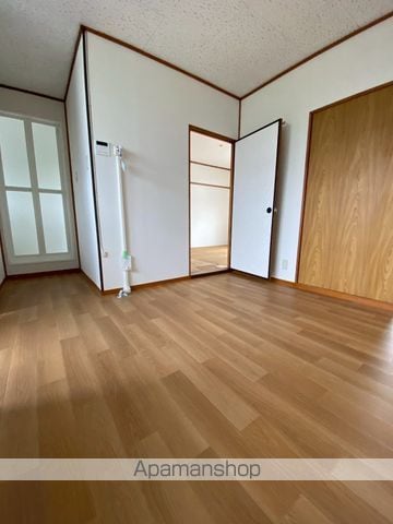 秋山ハイツの内装写真