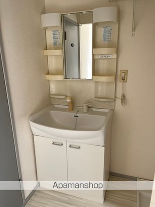 サンライフ柏[2LDK/60.35m2]の洗面所