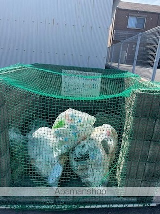 和歌山県和歌山市小雑賀[2LDK/70.52m2]の共用部1