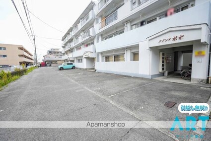 メゾンド・ポポ[3DK/59.47m2]の駐車場