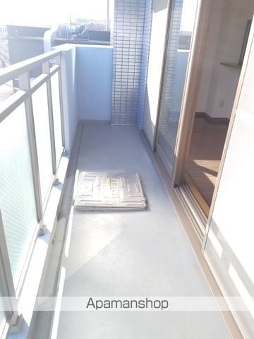ロイヤル岩切VIの内装写真