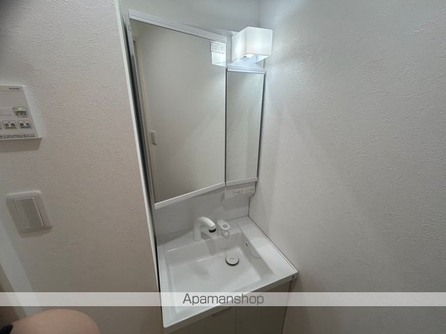 ヴェルメゾン三津屋中の内装写真
