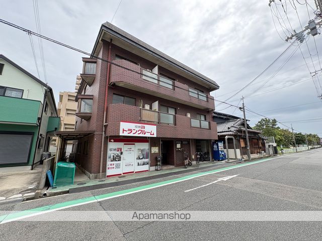 ロイヤル甲子園の外観写真