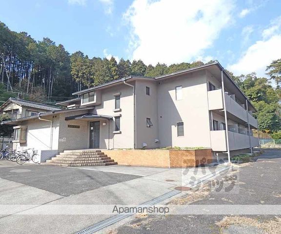 ヴィラージュ岩倉の外観写真