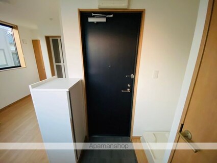 カーサＫ[1R/15.36m2]の玄関