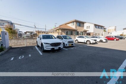 スカール土居田[3LDK/66.34m2]の駐車場