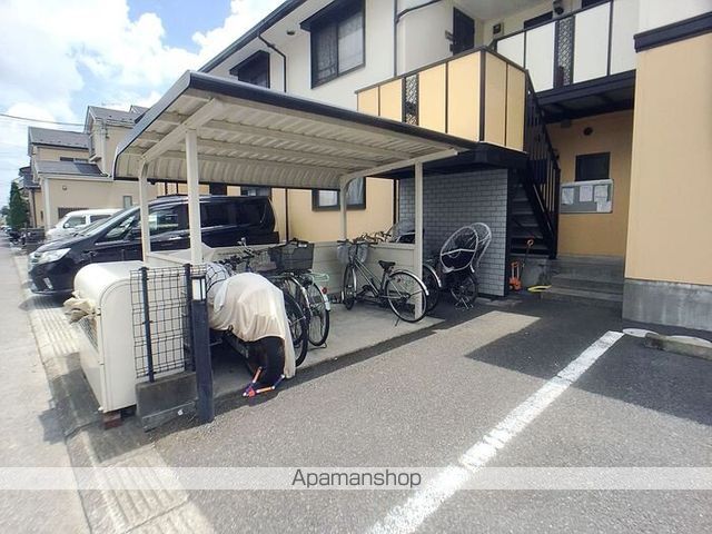 シャトルアイ IIの玄関写真
