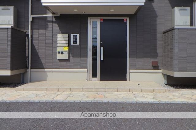 RASSURERの玄関写真