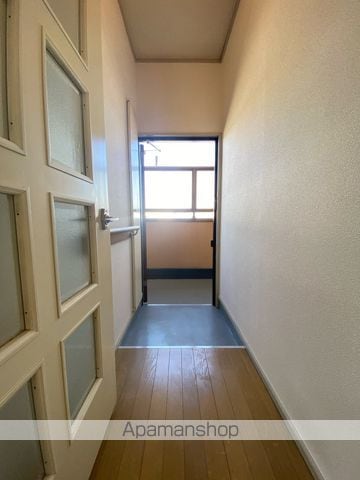 apartment 埼玉県八潮市緑町２丁目27-10
地図を見る