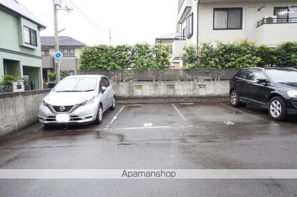 ＩＮＧ－α[1K/36.8m2]の駐車場