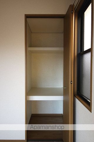 ハイツ南花屋敷の内装写真