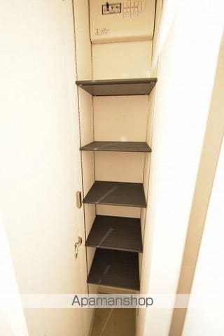 OLIVEの内装写真