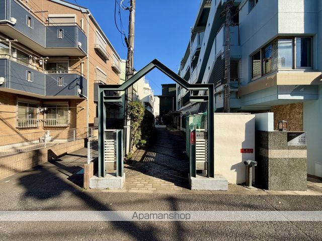 プラザ境町の外観写真