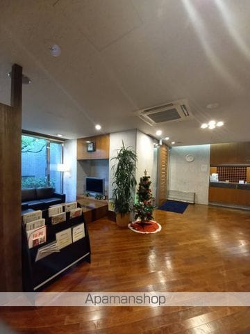 アルファコンフォート博多の玄関写真