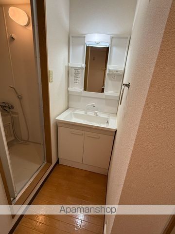 シンメイロードの内装写真