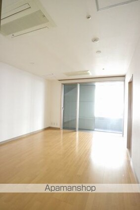 テラス日新[2LDK/75.71m2]のリビング・居間