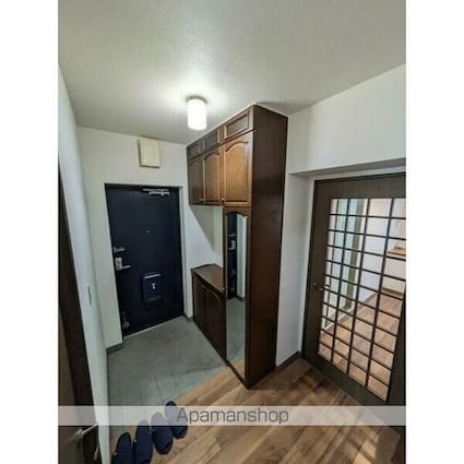 ヴェルディール仰木１号棟[3LDK/76.74m2]の玄関